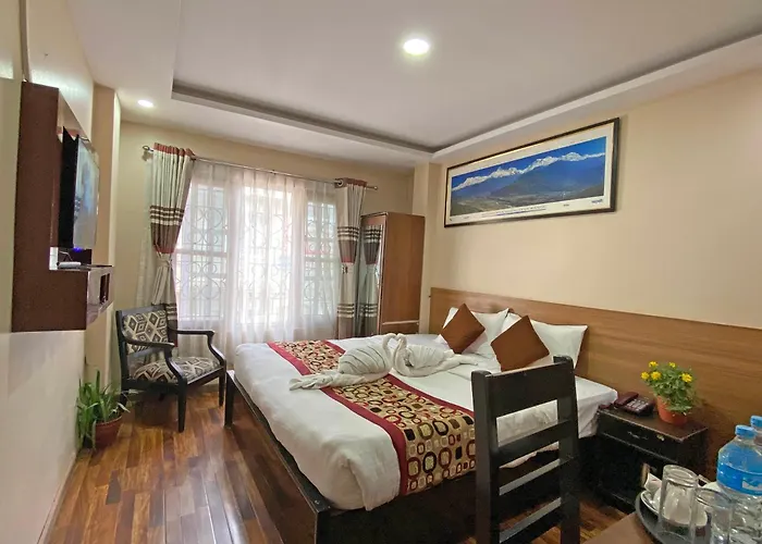 Hotel Unique 2*