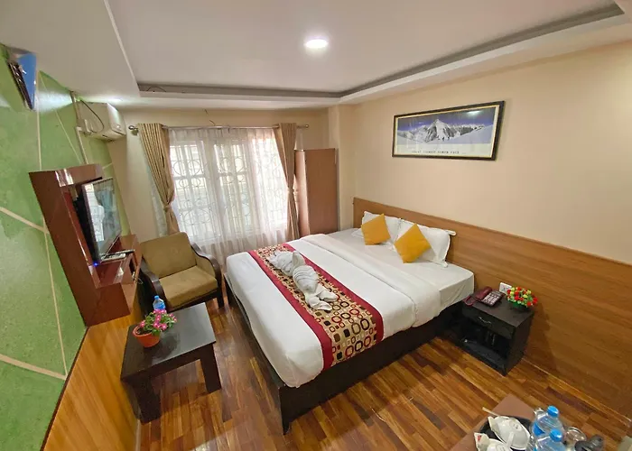 Unique Hotel 2*